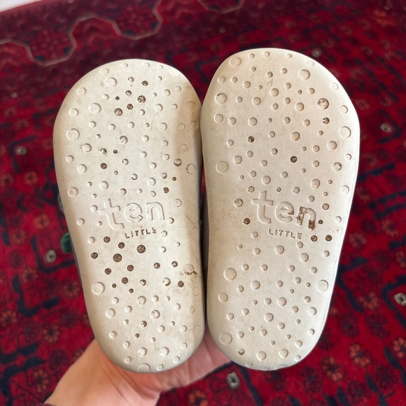 Ten Little High Tops, size 6 - Picture 5 of 6